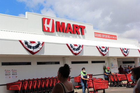 HMART makes a positive presence and contribution after six months in the Pearl City community as a popular Pearl City Shopping Center merchant