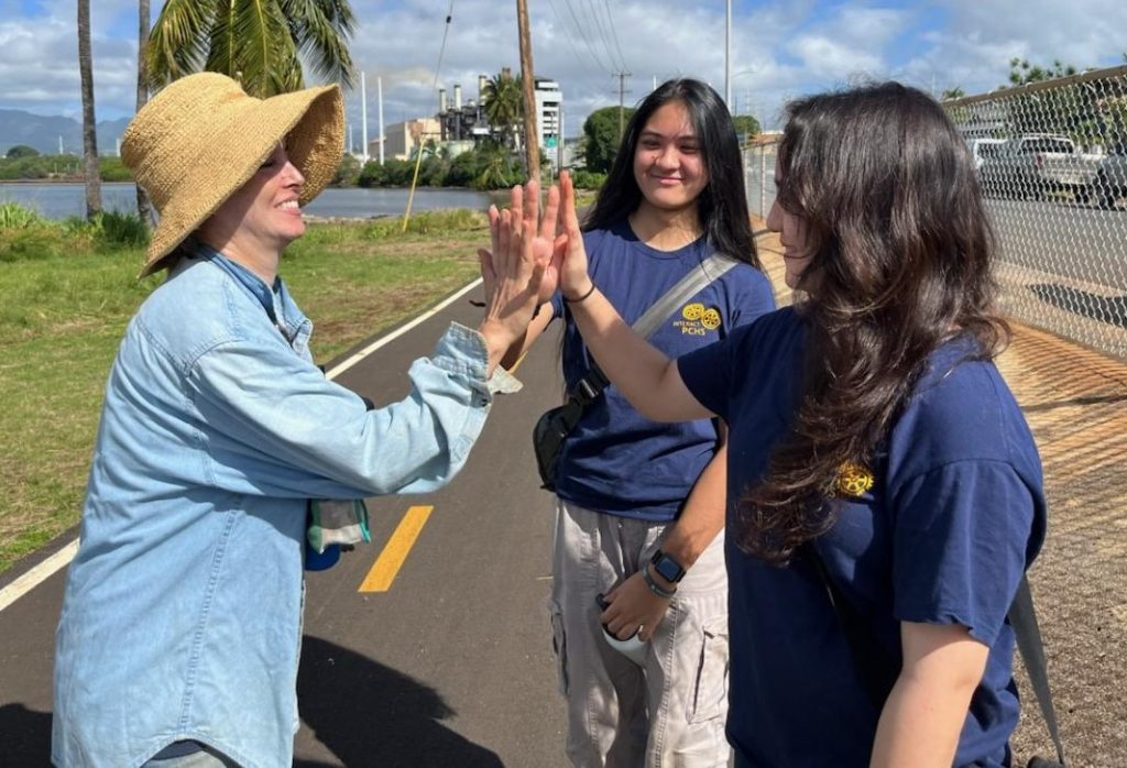 Rotary Club of Pearlridge and Pearl City High School Interact Club join as one to clean and beautify the Pearl Harbor Bike Path on Earth Day 2023