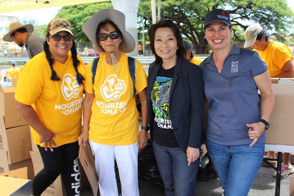 Heart and Soul of Pearl City donates to annual food drive at the Pearl City Shopping Center in support of the Maui community