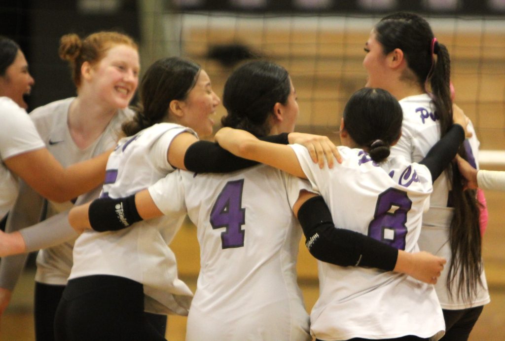 PEARL CITY OVER AIEA IN 5 SET THRILLER