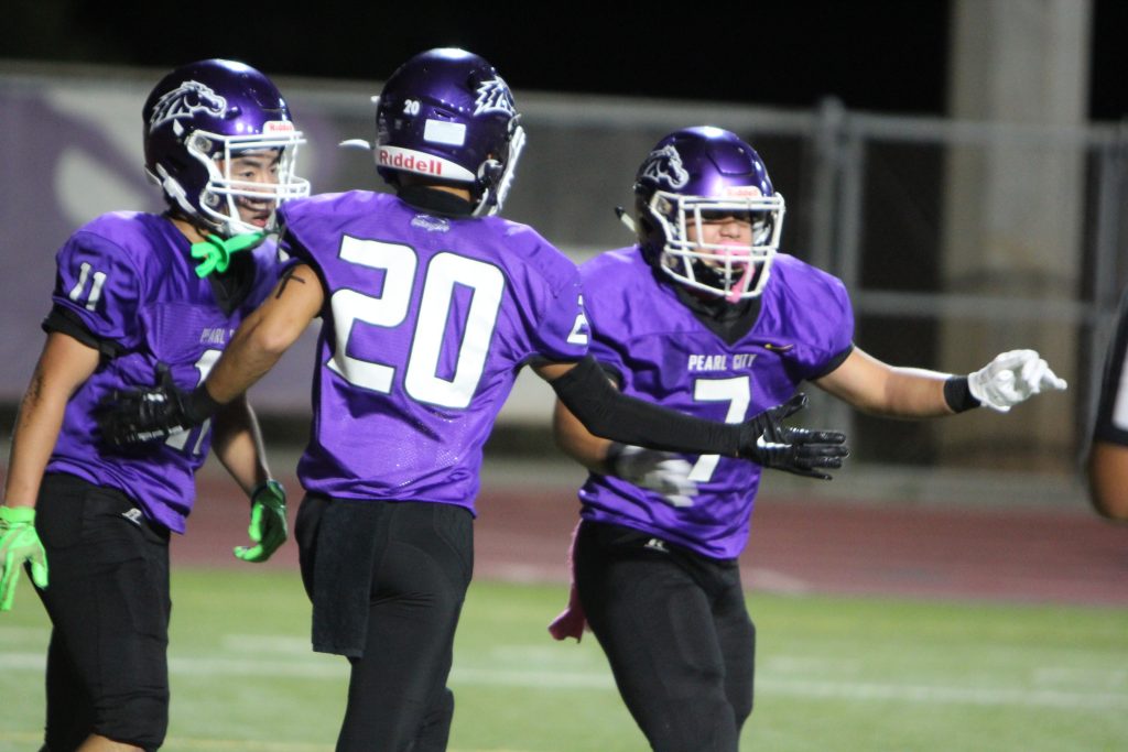 PEARL CITY OVER KALANI 26-21, CELEBRATE 7-0 PERFECT REGULAR SEASON ON SENIOR NIGHT