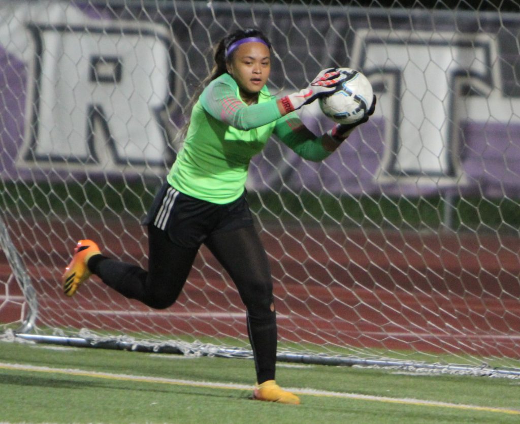 Goalies rule in Pearl City vs. Campbell 0-0 tie