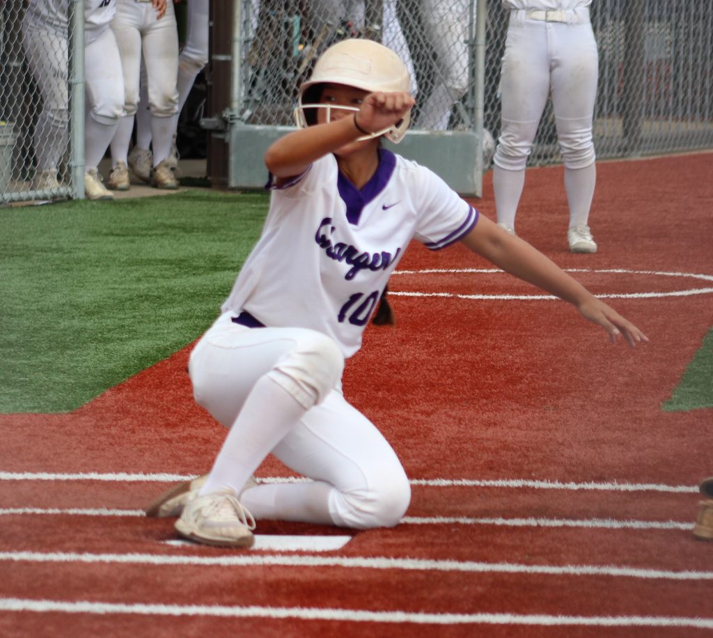 Pearl City powers their way to 2025 OIA DII Softball Championship title game with 21-0 semifinal win over Waialua