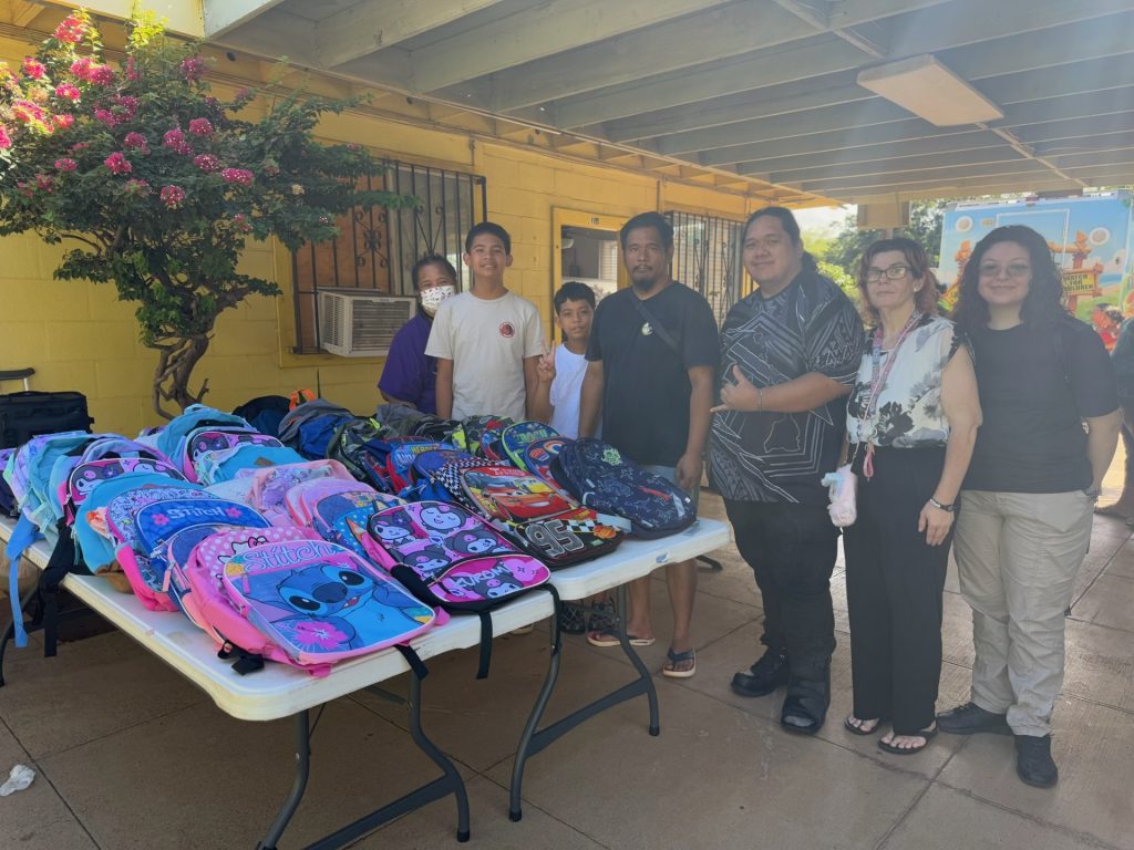 A very Merry Christmas with Love & Aloha in our Hearts