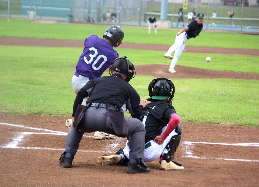 Pearl City blanks Aiea 5-0, improves to 5-1