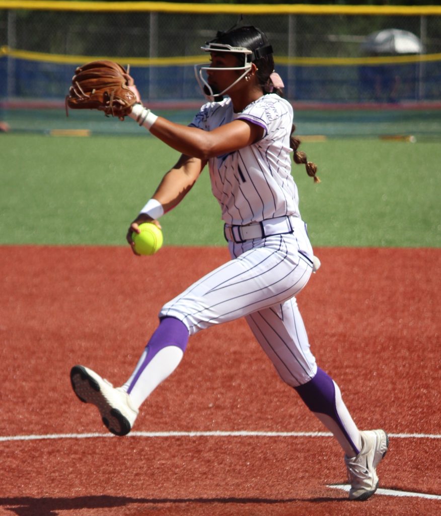 Pearl City Senior Day celebrates 2 Lady Chargers and a 13-10 win over Kaiser