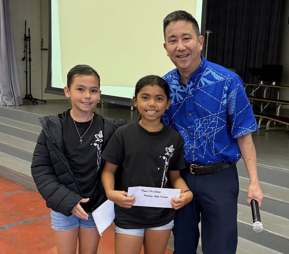 Rotary Club of Pearlridge President, Past President proud to present Good Citizen Awards at Pearl City Elementary and Kanoelani Elementary