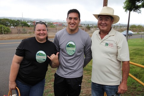 Nalo Farms opens Leeward Farmers Market at LCC