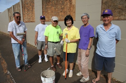 Lions Clubs continue fight against graffiti on Waimano Home Road