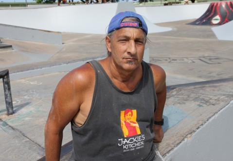 Pearl City groms reach new heights to wipe out graffiti at Manana Skate Park