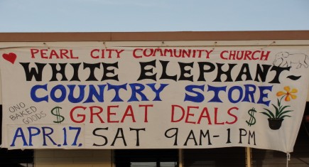 Pearl City Community Church, White Elephant & Country Store