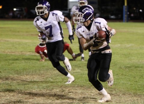 Pearl City stays perfect at 4-0 with 35-29 win over Kalani