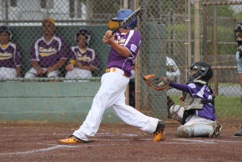 Oshima leads Kawaihau over Pearl City 11-2 in state tourney