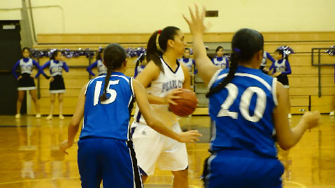 Moanalua Na Menehune bring down the Pearl City Lady Chargers 41-40